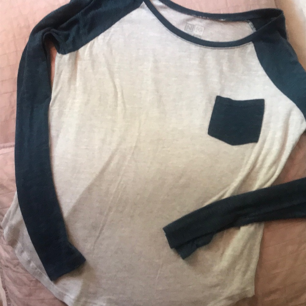 Long sleeve t shirt